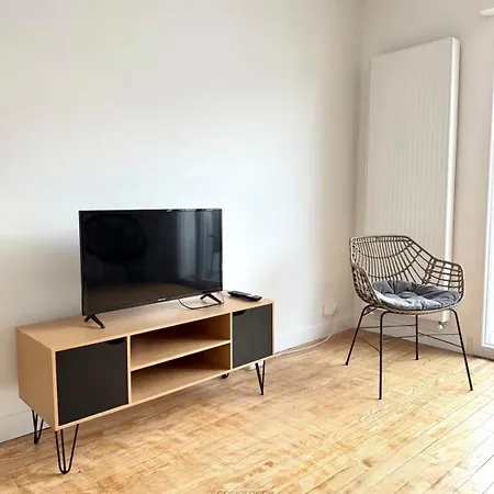 Apartment Le Cosy Baudricourt - Garage And Balcony *