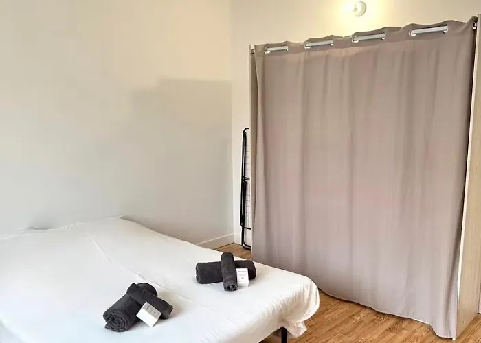 Le Cosy Baudricourt - Garage And Balcony *